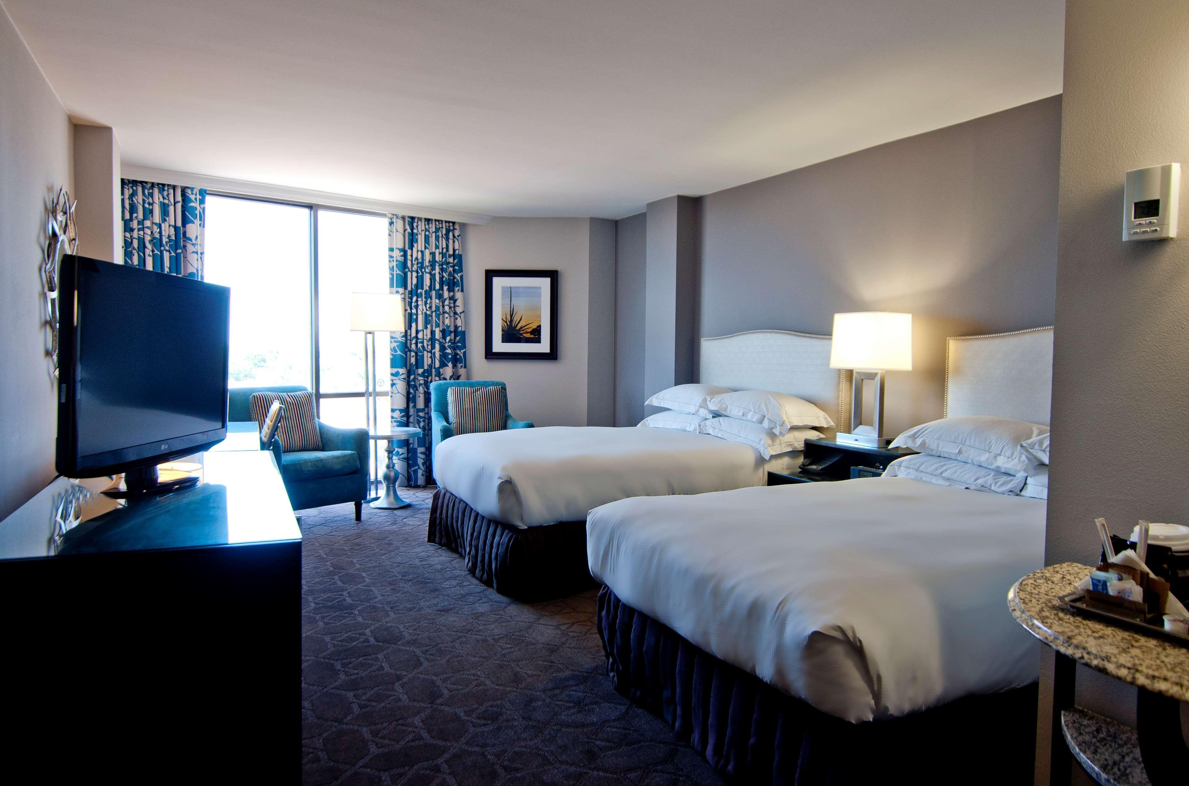 Hilton Arlington Hotel Екстериор снимка