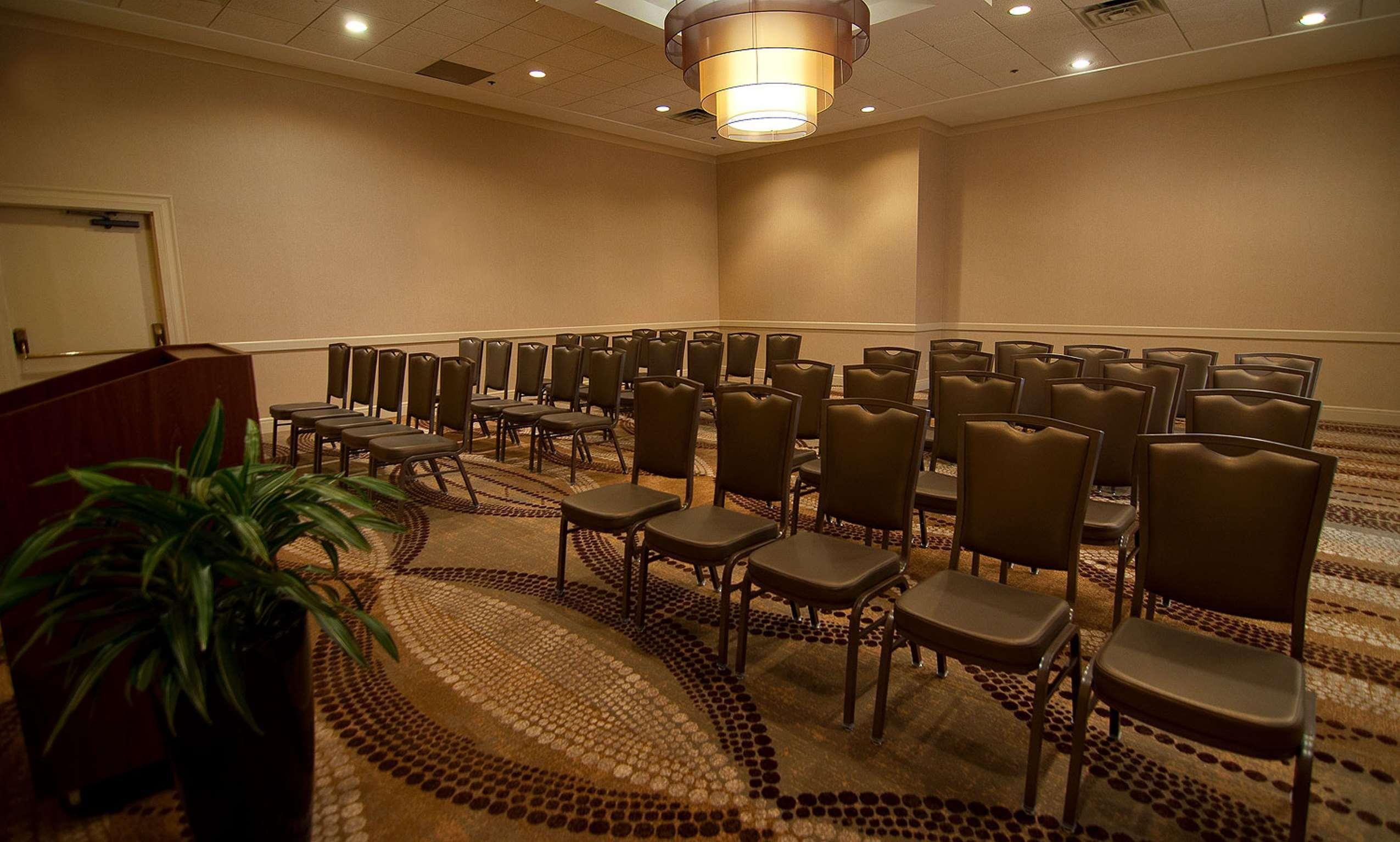 Hilton Arlington Hotel Екстериор снимка