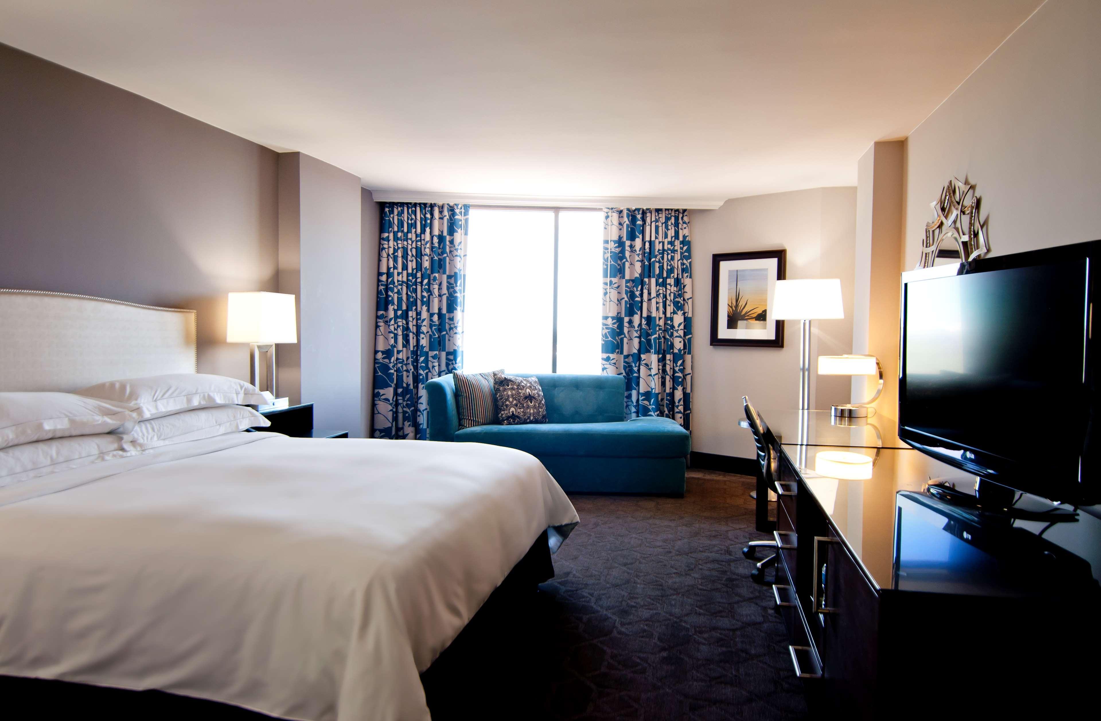 Hilton Arlington Hotel Екстериор снимка