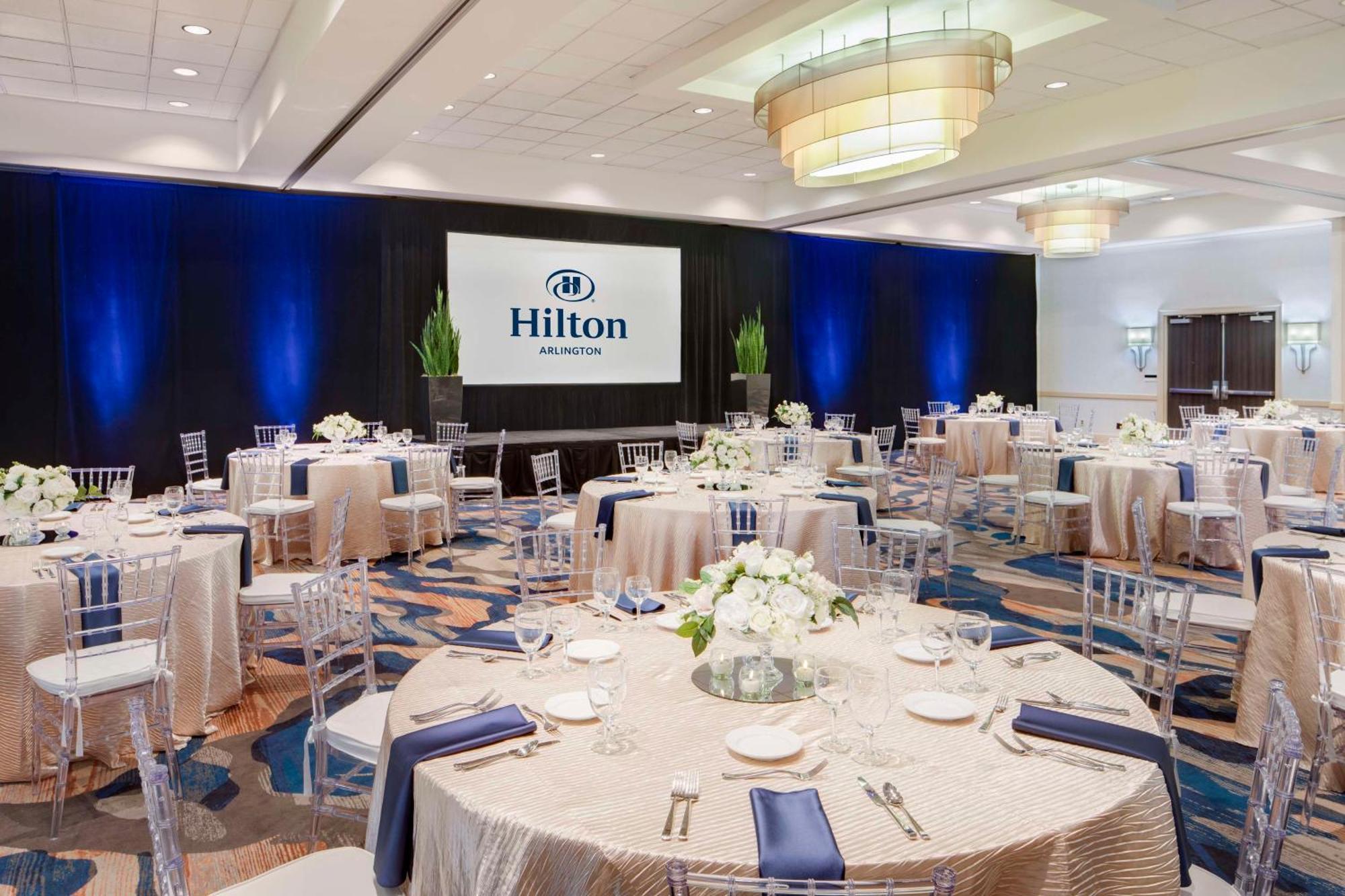 Hilton Arlington Hotel Екстериор снимка