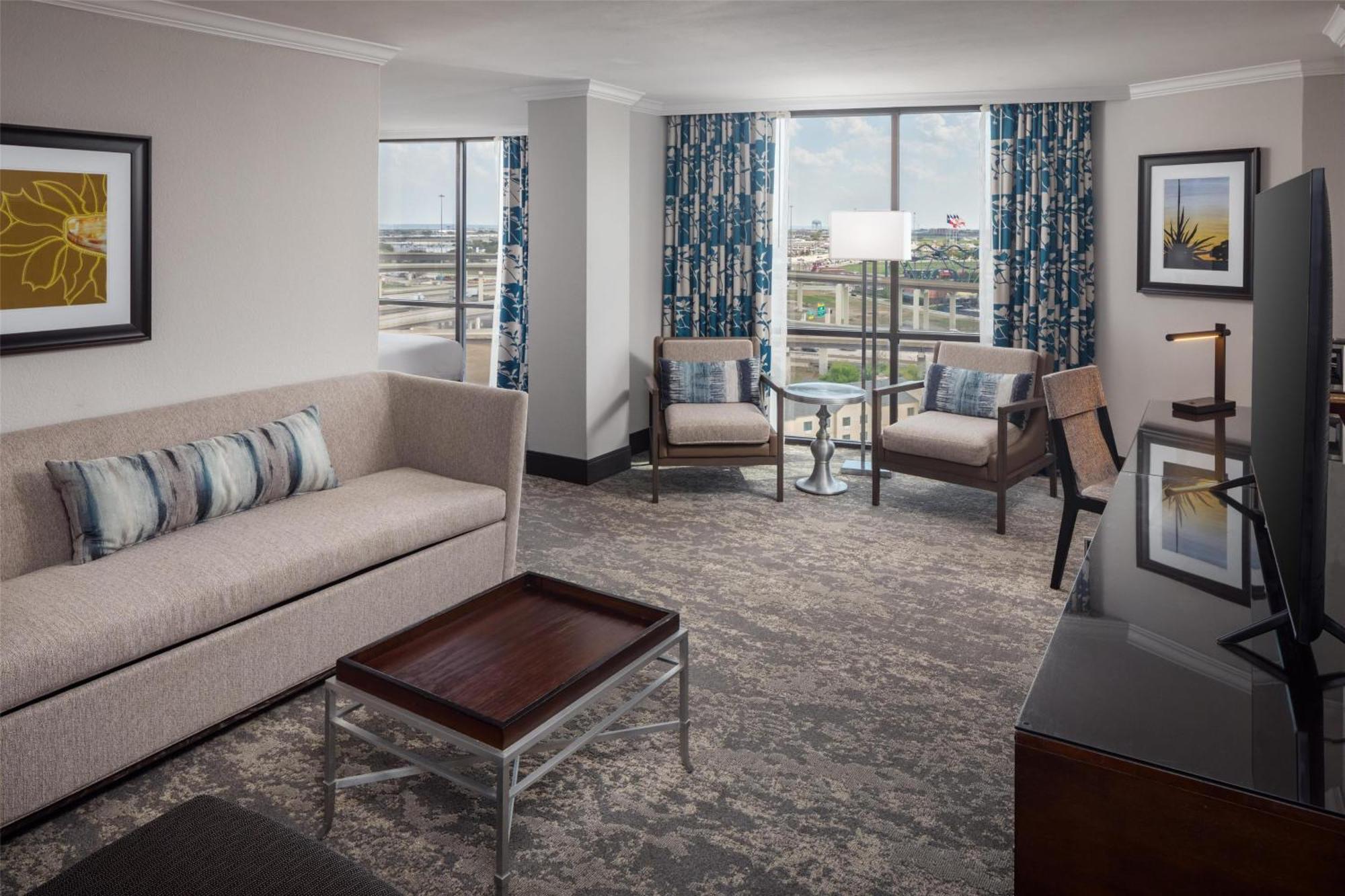 Hilton Arlington Hotel Екстериор снимка